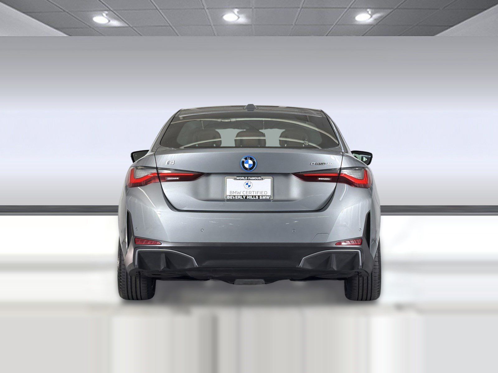 Used 2023 BMW i4 eDrive40 w/ Premium Package RWD image 9