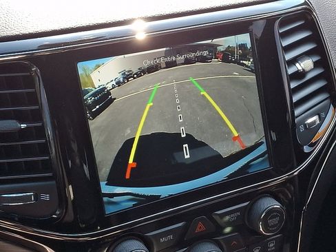 Used 2020 Jeep Grand Cherokee Limited X AWD/4WD image 19