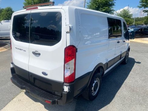 Used 2019 Ford Transit 250 130 Low Roof RWD image 4