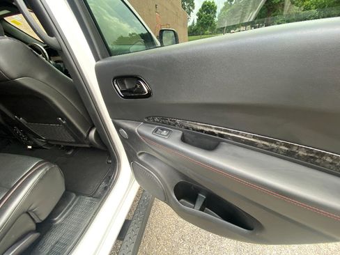 Used 2024 Dodge Durango R/T AWD/4WD image 24