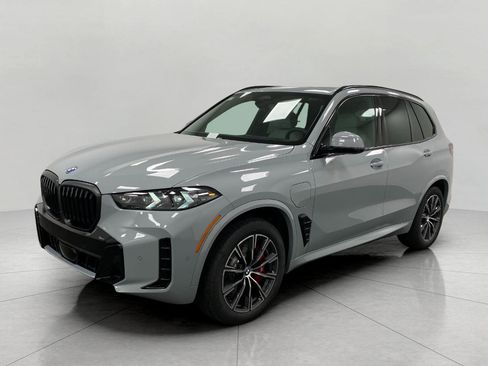 New 2026 BMW X5 xDrive50e AWD/4WD image 11