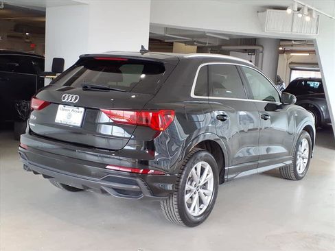 Used 2021 Audi Q3 2.0T Premium w/ Convenience Package AWD/4WD image 4
