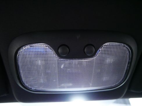 Used 2011 Chrysler 200 LX FWD image 31