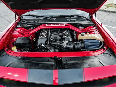 Used 2015 Dodge Challenger SRT w/ Technology Group image 52