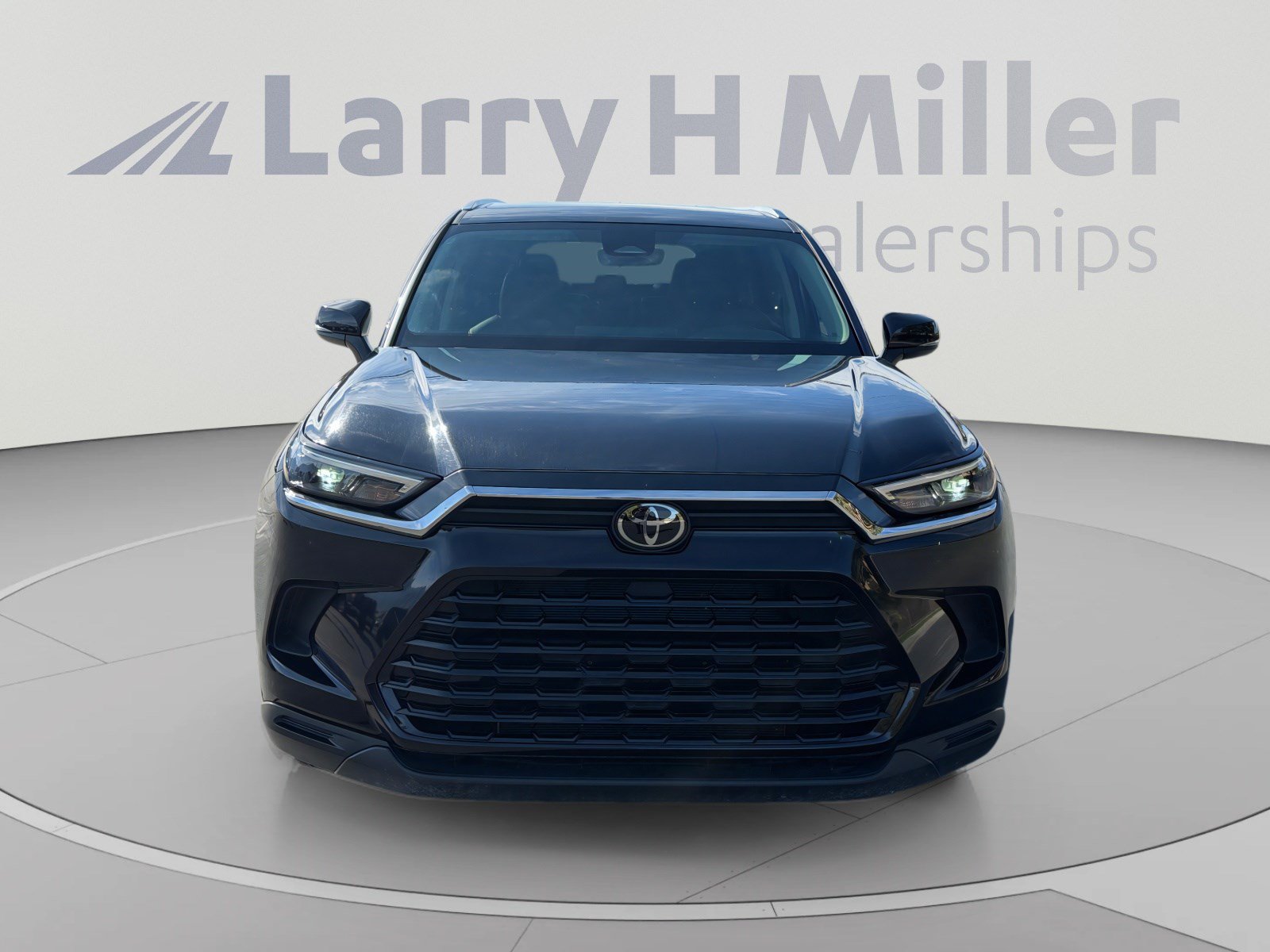 Certified 2025 Toyota Grand Highlander AWD image 8