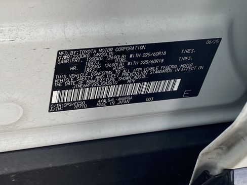 Used 2025 Toyota RAV4 XSE w/ Advanced Technology Package image 9