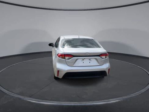 Used 2023 Toyota Corolla LE FWD image 7