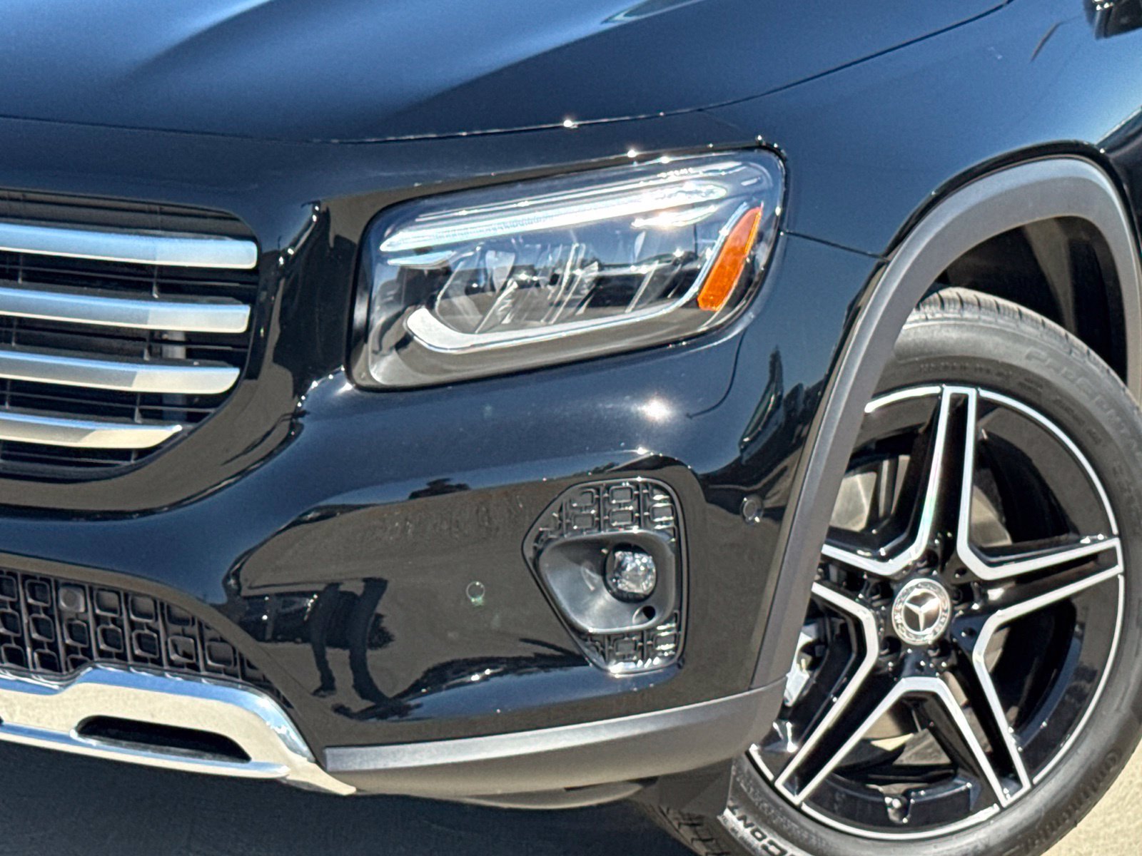 New 2026 Mercedes-Benz GLB 250 image 3