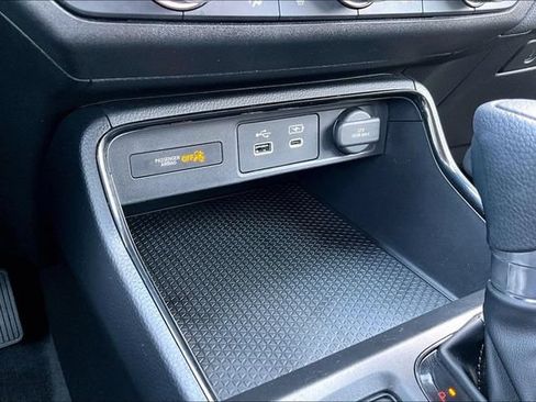 Used 2024 Honda CR-V EX image 16