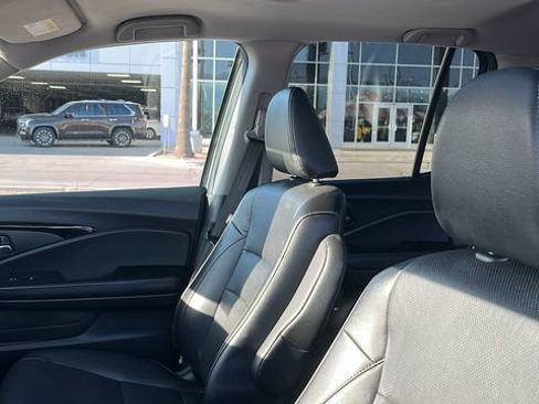 Used 2017 Honda Ridgeline RTL-E image 15