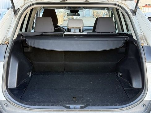Used 2020 Toyota RAV4 XLE image 30