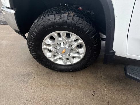 Certified 2025 Chevrolet Silverado 2500 LT AWD/4WD image 28