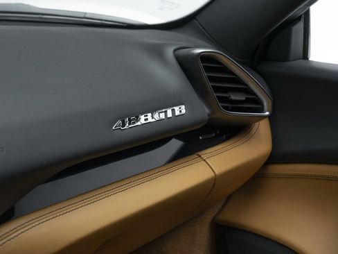 Used 2016 Ferrari 488 GTB Base image 38