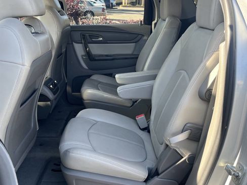 Used 2016 GMC Acadia SLT AWD/4WD image 9