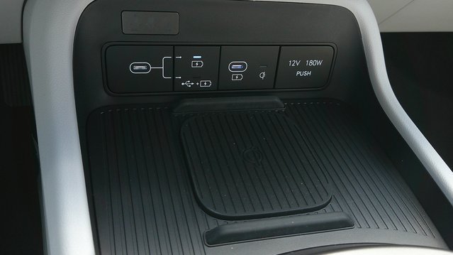 Certified 2026 Hyundai Kona SEL Sport FWD image 14