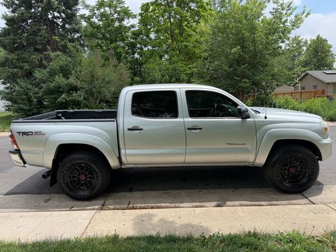 Used 2013 Toyota Tacoma 4x4 Double Cab w/ TRD Off-Road Pkg image 6