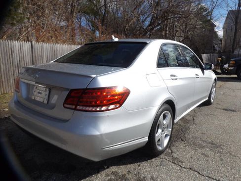 Used 2014 Mercedes-Benz E 350 Sedan image 2
