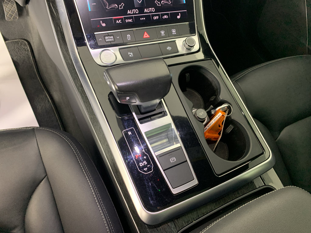 Used 2019 Audi Q8 Premium w/ Convenience Package AWD/4WD image 23