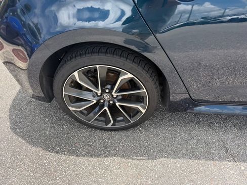 Used 2022 Toyota Corolla XSE FWD image 5
