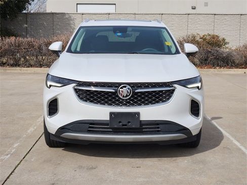 Used 2023 Buick Envision Avenir image 2