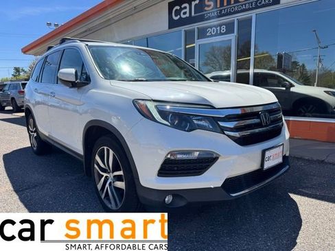 Used 2017 Honda Pilot Elite image 1