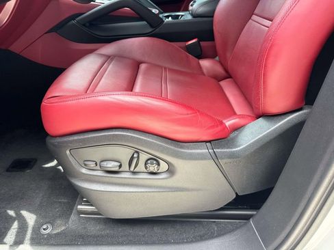 Certified 2023 Porsche Cayenne GTS AWD/4WD image 21