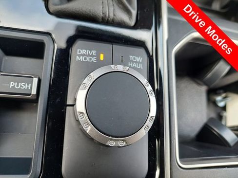 Used 2025 Toyota Tundra SR5 w/ SR5 Premium Package AWD/4WD image 18