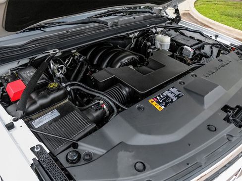 Used 2019 Chevrolet Tahoe LT image 52