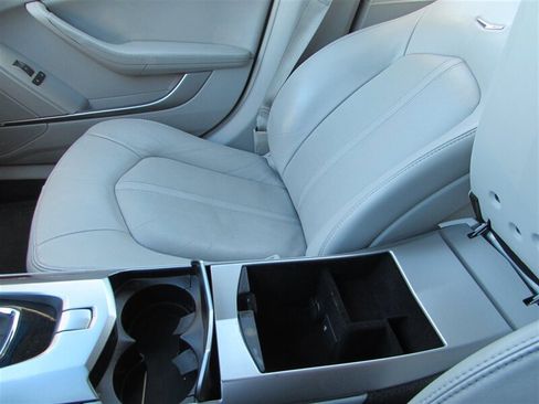 Used 2011 Cadillac CTS Luxury image 22