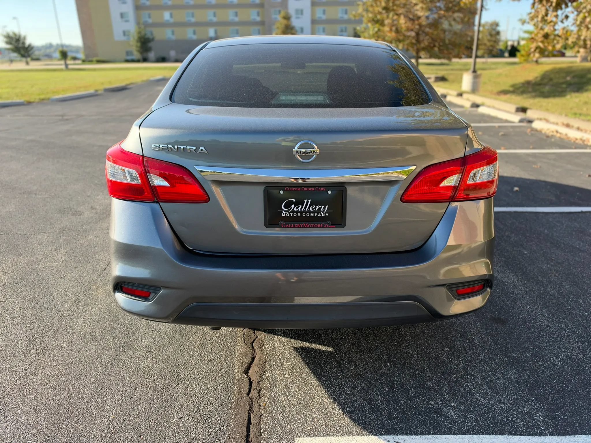 Used 2017 Nissan Sentra S FWD image 4