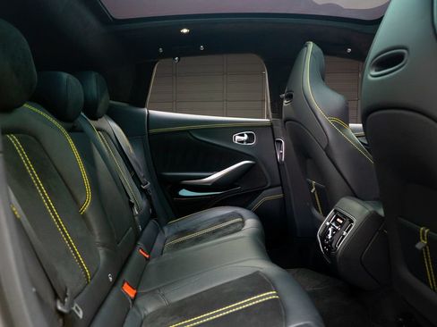 Used 2022 Aston Martin DBX AWD/4WD image 49