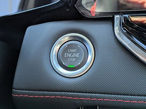 Used 2025 Chevrolet Colorado Z71 image 19