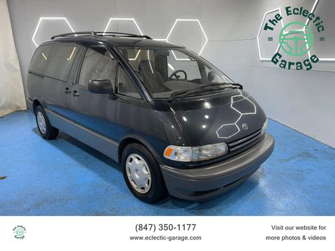 Used 1995 Toyota Previa DX image 1