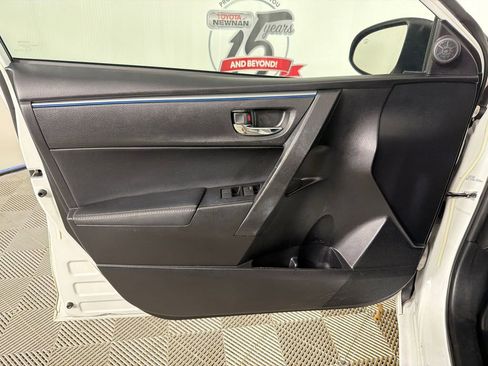 Used 2014 Toyota Corolla S image 10