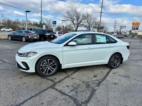 New 2026 Volkswagen Jetta Sport FWD image 3