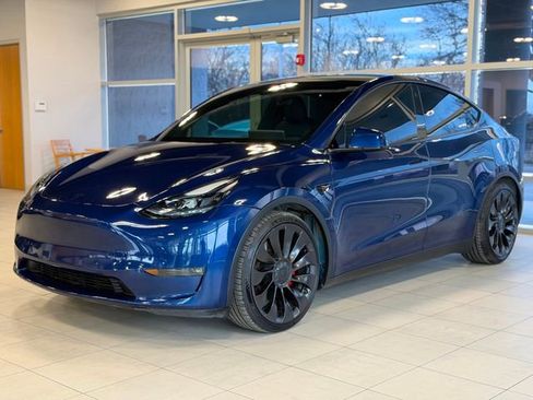 Used 2022 Tesla Model Y Performance image 4