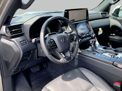 New 2026 Lexus LX 600 4WD w/ Luxury Package image 8