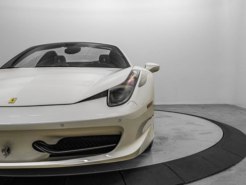 Certified 2014 Ferrari 458 Spider Base image 85