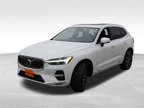 Used 2023 Volvo XC60 B5 Ultimate AWD/4WD image 11