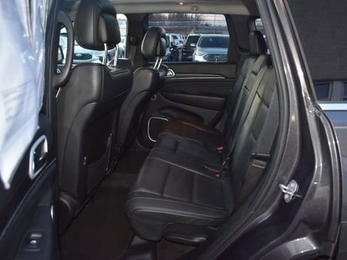 Used 2018 Jeep Grand Cherokee Summit AWD/4WD image 38