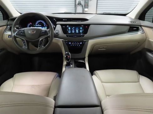 Used 2019 Cadillac XT5 Luxury image 27