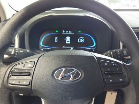 New 2026 Hyundai Venue SE FWD image 22
