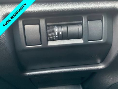 Used 2025 Subaru Crosstrek 2.5i Limited AWD/4WD image 24