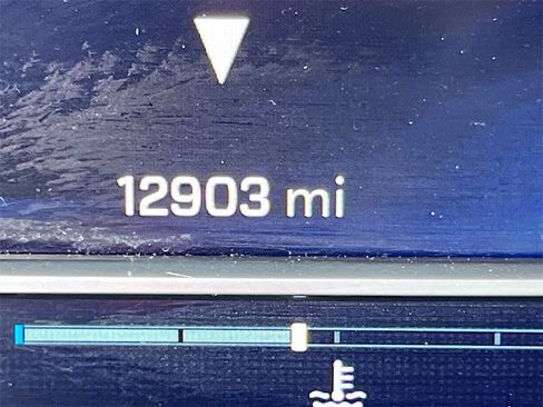 Used 2023 Chevrolet Silverado 1500 LTZ image 12