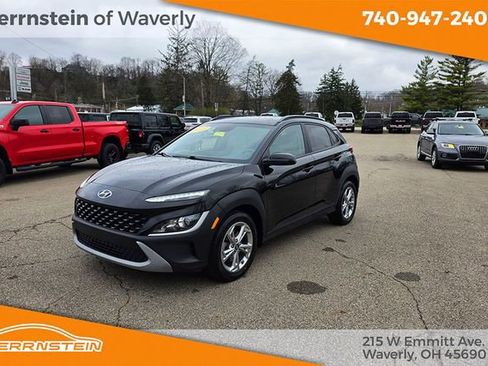 Used 2023 Hyundai Kona SEL w/ Cargo Package image 3