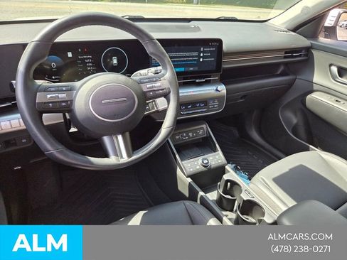 Used 2025 Hyundai Kona Limited FWD image 7