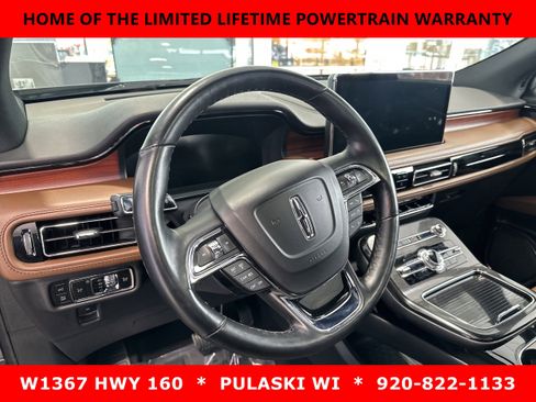 Used 2023 Lincoln Nautilus Reserve w/ Luxury Package image 15