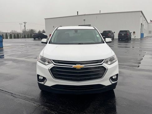 Used 2019 Chevrolet Traverse LT image 2