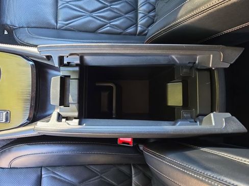 Used 2021 Nissan Rogue Platinum FWD image 27