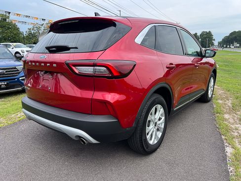 Used 2023 Ford Escape Active FWD image 8